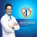 Oral-B Pro Health Criss Cross Anti-Plaque Medium Toothbrush Buy 2 Get 2 Free - Image 2